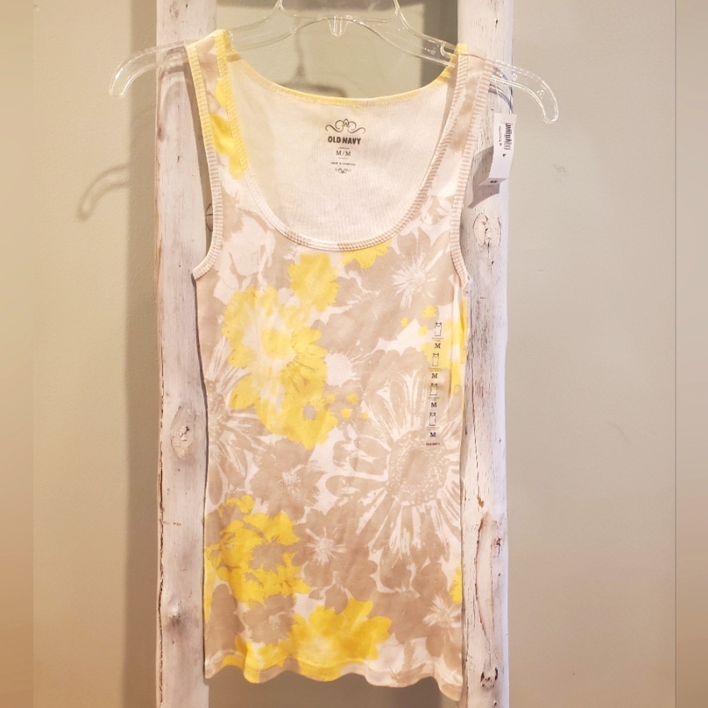 Old Navy yellow floral tank top. NWT Medium